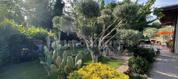 3 bedrooms Villa in Bastia Umbra, Italy No. 108988 37