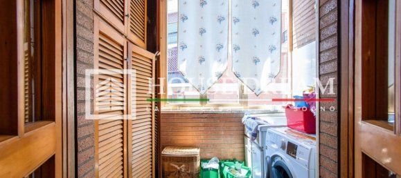 3 bedrooms Apartment in Rome, Italy No. 321428 13