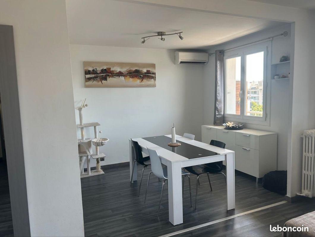 1 غرف نوم شقة في Toulon, France رقم 334393