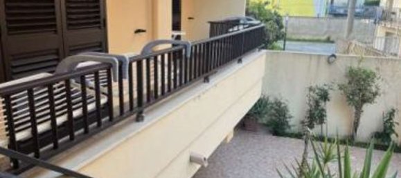 5 rooms Apartment in Spadafora, Italy No. 38283 2