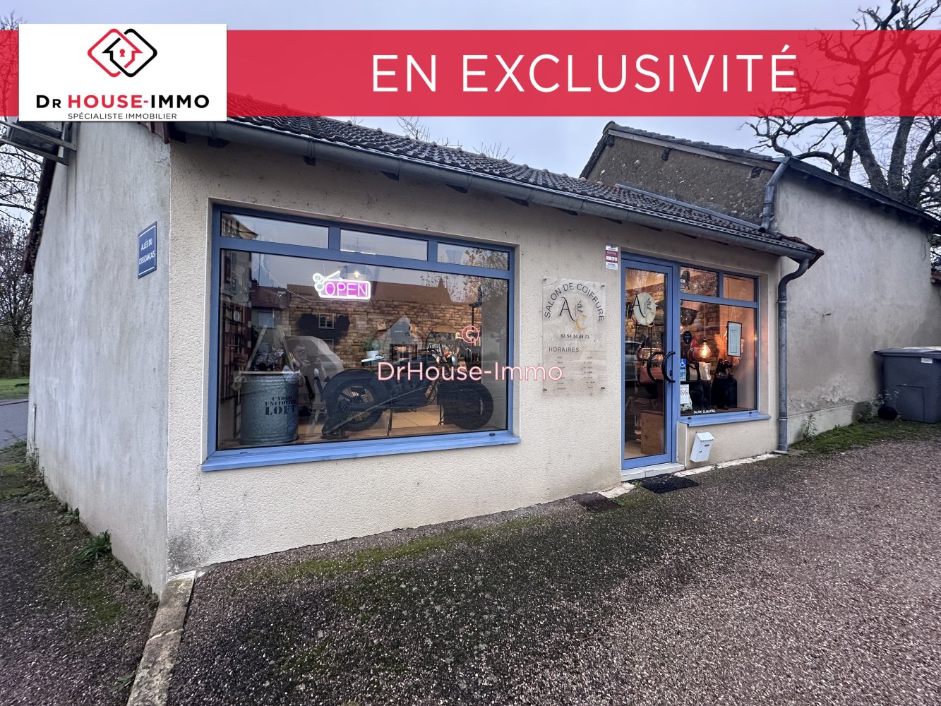 Propiedad comercial en Arthon, France 40 m² No. 55370