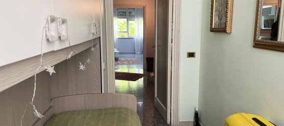 6 bedrooms Apartment in Rome, Italy No. 321556 37