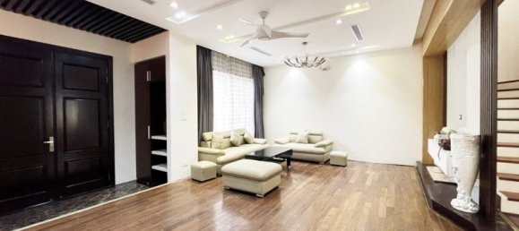 4 bedrooms Villa in Long Bien, Vietnam No. 609 16