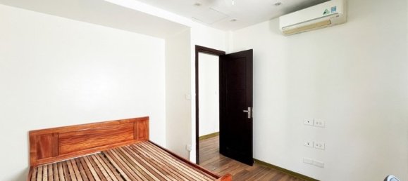 4 bedrooms Villa in Long Bien, Vietnam No. 609 14