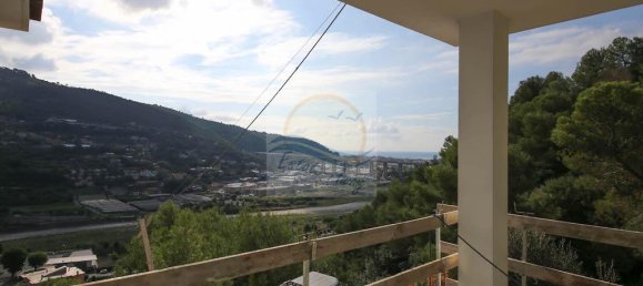 Villa de 5 habitaciónes en Camporosso, Italy No. 163860 6