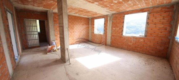 Villa de 5 habitaciónes en Camporosso, Italy No. 163860 11