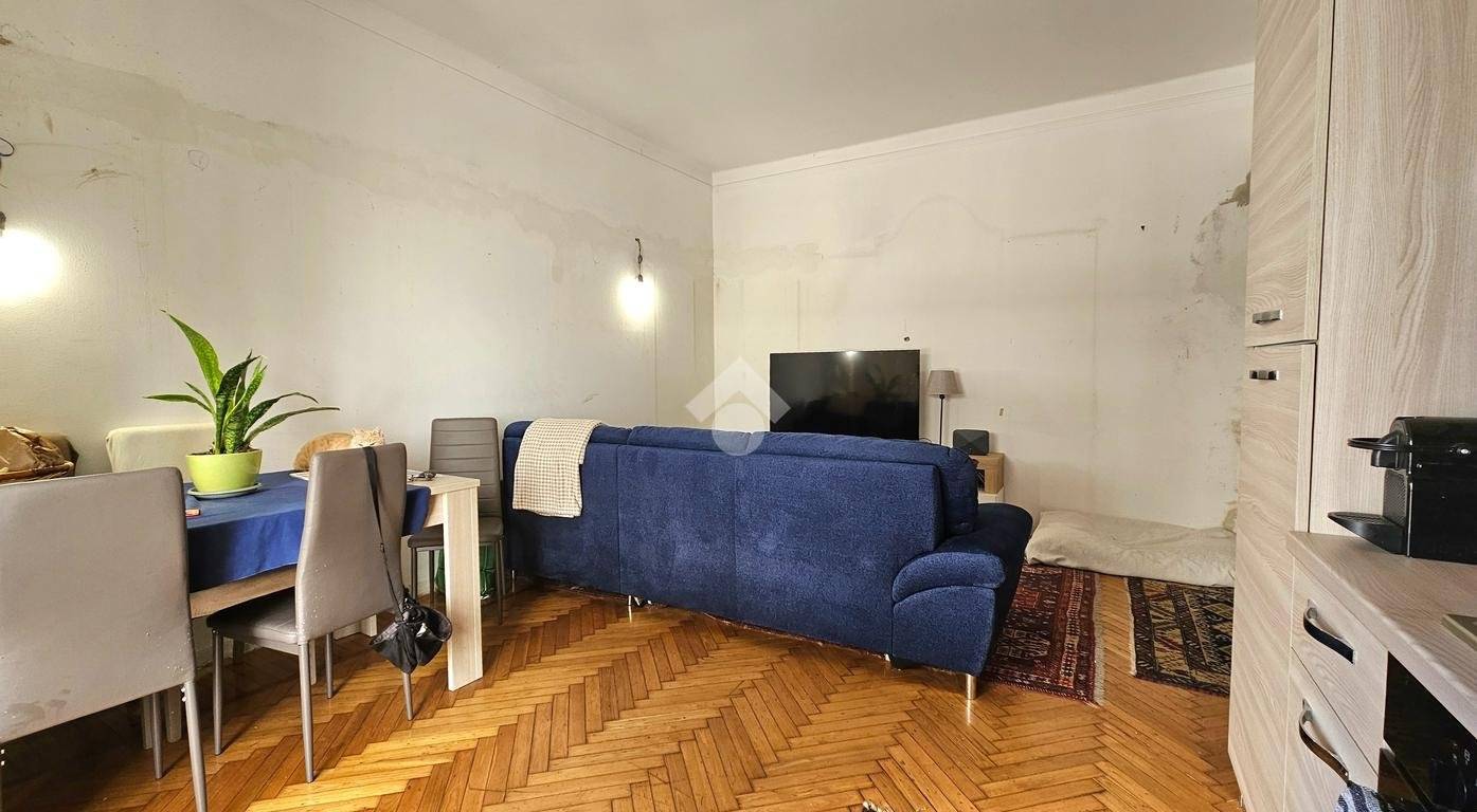 2 bedrooms Apartment in Genoa, Italy No. 352359