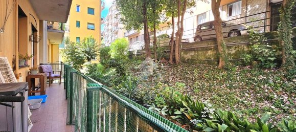 2 bedrooms Apartment in Genoa, Italy No. 352359 11