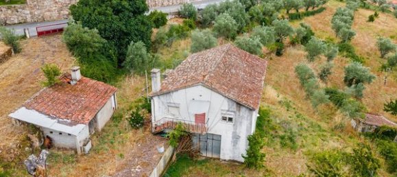 Casa de 3 dormitorios en Tarouca, Portugal No. 91097 3