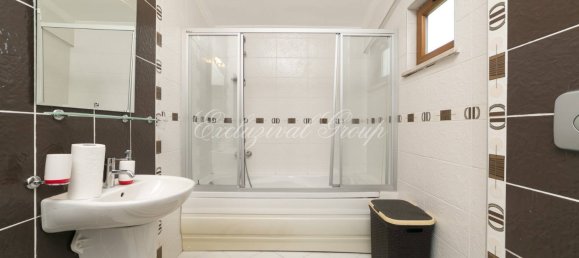 Villa de 3+1 en Kemer, Turkey No. 28645 17