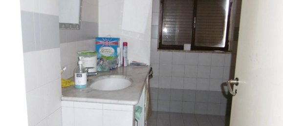 5 rooms Apartment in Montebello Vicentino, Italy No. 210291 9