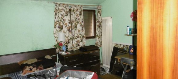 5 rooms Apartment in Montebello Vicentino, Italy No. 210291 10