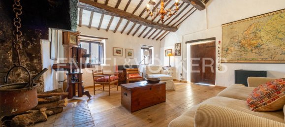 6 bedrooms House in Todi, Italy No. 67685 13