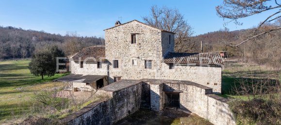 6 bedrooms House in Todi, Italy No. 67685 8