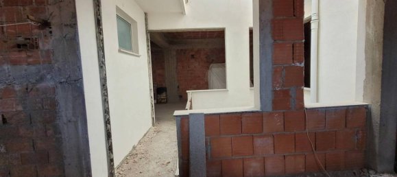 Квартира с 4 комнатами в Барчеллона Поццо ди Готто, Италия № 109411 5