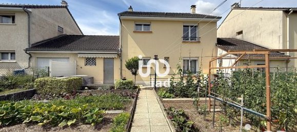 3 bedrooms House in Fagnieres, France No. 310907 3