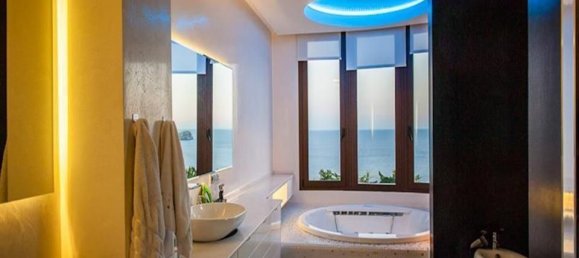 5 bedrooms Villa in Benidorm, Spain No. 12119 3