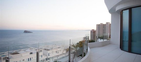 5 bedrooms Villa in Benidorm, Spain No. 12119 7