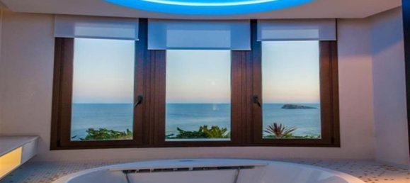 5 bedrooms Villa in Benidorm, Spain No. 12119 5