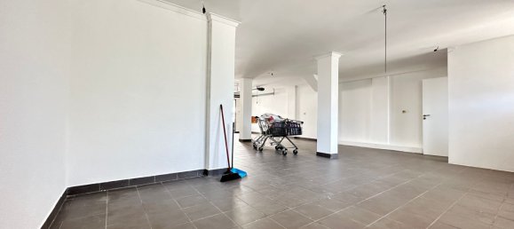 87m² Garage in Almada, Portugal No. 73140 10