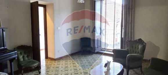 Casa de 3 dormitorios en Giarre, Italy No. 362012 7