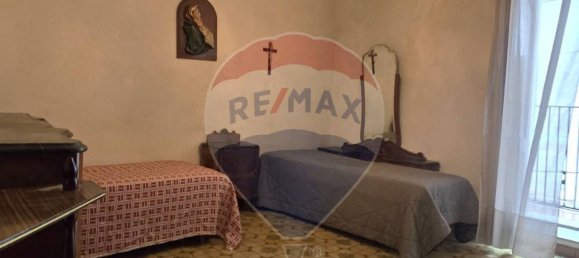 Casa de 3 dormitorios en Giarre, Italy No. 362012 11