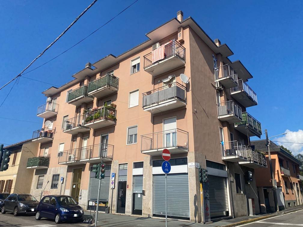 Квартира с 1 спальней в Корнаредо, Италия № 383060