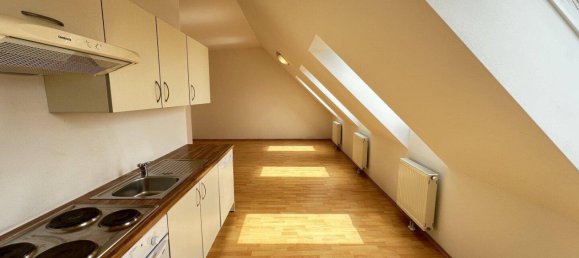 Квартира с 2 комнатами в Рудольфсхайм-Фунфхаус, Австрия № 222997 4