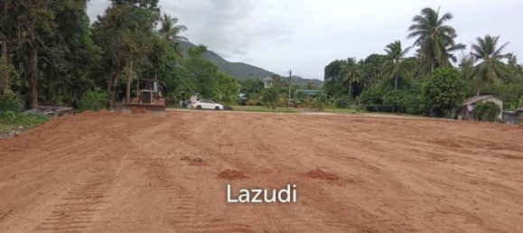  Commercial property in Surat Thani, Thailand No. 24813 2