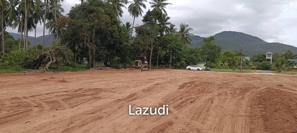  Commercial property in Surat Thani, Thailand No. 24813