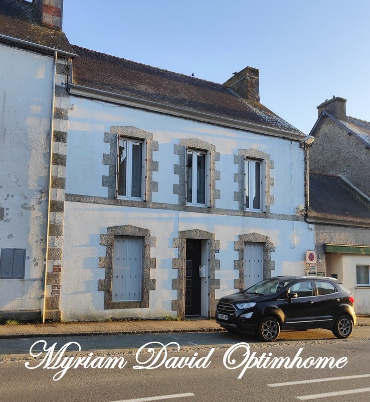 Adosado de 5 dormitorios en Rostrenen, France No. 188964