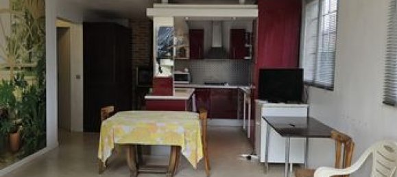 2 Schlafzimmer Haus in Veron, France, Nr. 360384 13