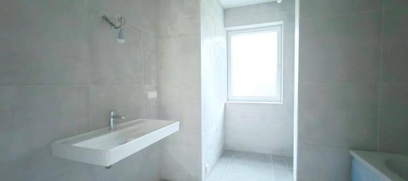 6 rooms House in Pressbaum, Austria No. 169099 2