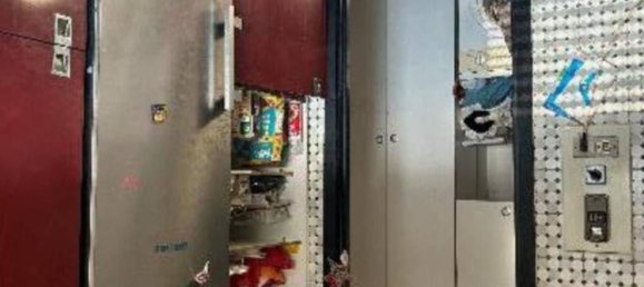 4 Schlafzimmer Wohnung in Segrate, Italy, Nr. 276262 41