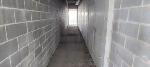 654m² Office in Concorezzo, Italy No. 359771 9