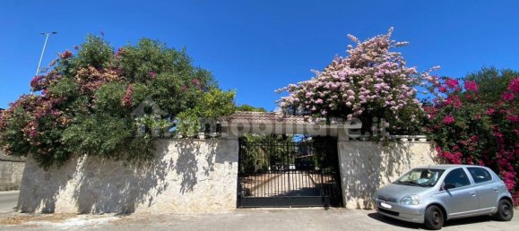 8 chambres Villa à Bari, Italy No. 289531 3