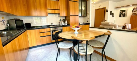 3 bedrooms Apartment in Udine, Italy No. 300504 10