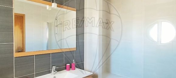 2 bedrooms House in Guia, Portugal No. 30824 11