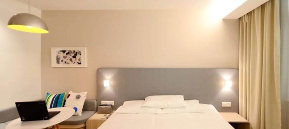 5 rooms Apartment in Florence, Italy No. 40698 7