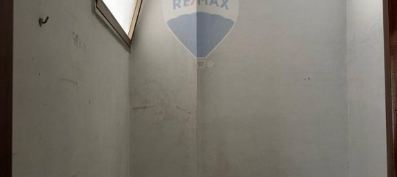 Apartamento de 6 habitaciónes en Vittoria, Italy No. 3136 11