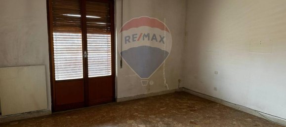 Apartamento de 6 habitaciónes en Vittoria, Italy No. 3136 8