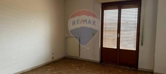 Apartamento de 6 habitaciónes en Vittoria, Italy No. 3136 13