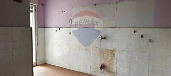 Apartamento de 6 habitaciónes en Vittoria, Italy No. 3136 10