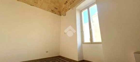 Дом с 3 спальнями в Мезанье, Италия № 59198 4