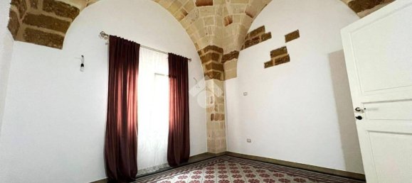 Дом с 3 спальнями в Мезанье, Италия № 59198 6