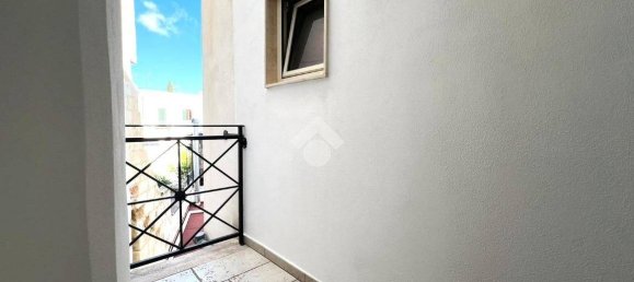 Дом с 3 спальнями в Мезанье, Италия № 59198 15