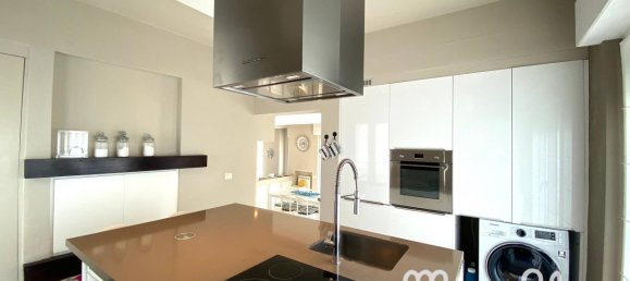 3 غرف نوم بانتهاوس في Montignoso, Italy رقم 106395 25