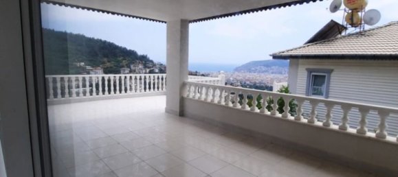 Вилла 4+2 в Тепе, Турция № 448 9