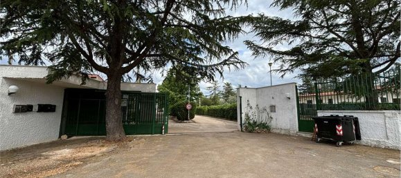 Villa de 3 dormitorios en Bitonto, Italy No. 336734 3