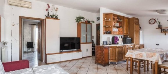 4 rooms Apartment in Rome, Italy No. 34136 13